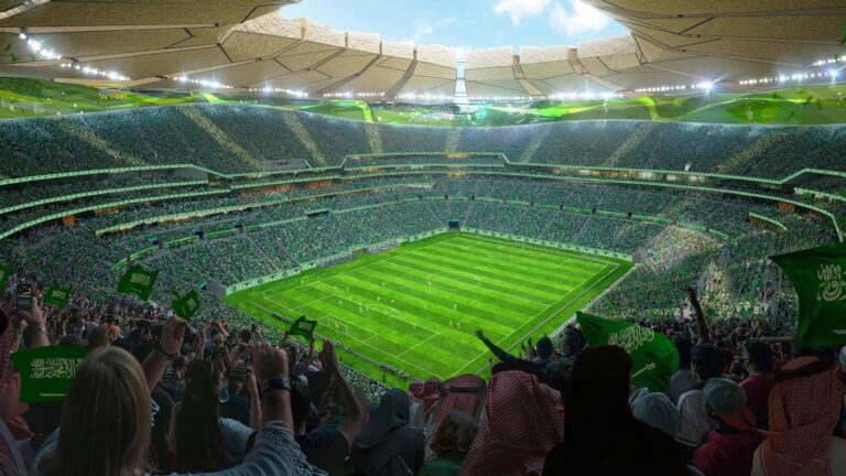 Wujudkan Vision 2030 Arab Saudi Bangun Stadion Futuristik di Puncak Jurang